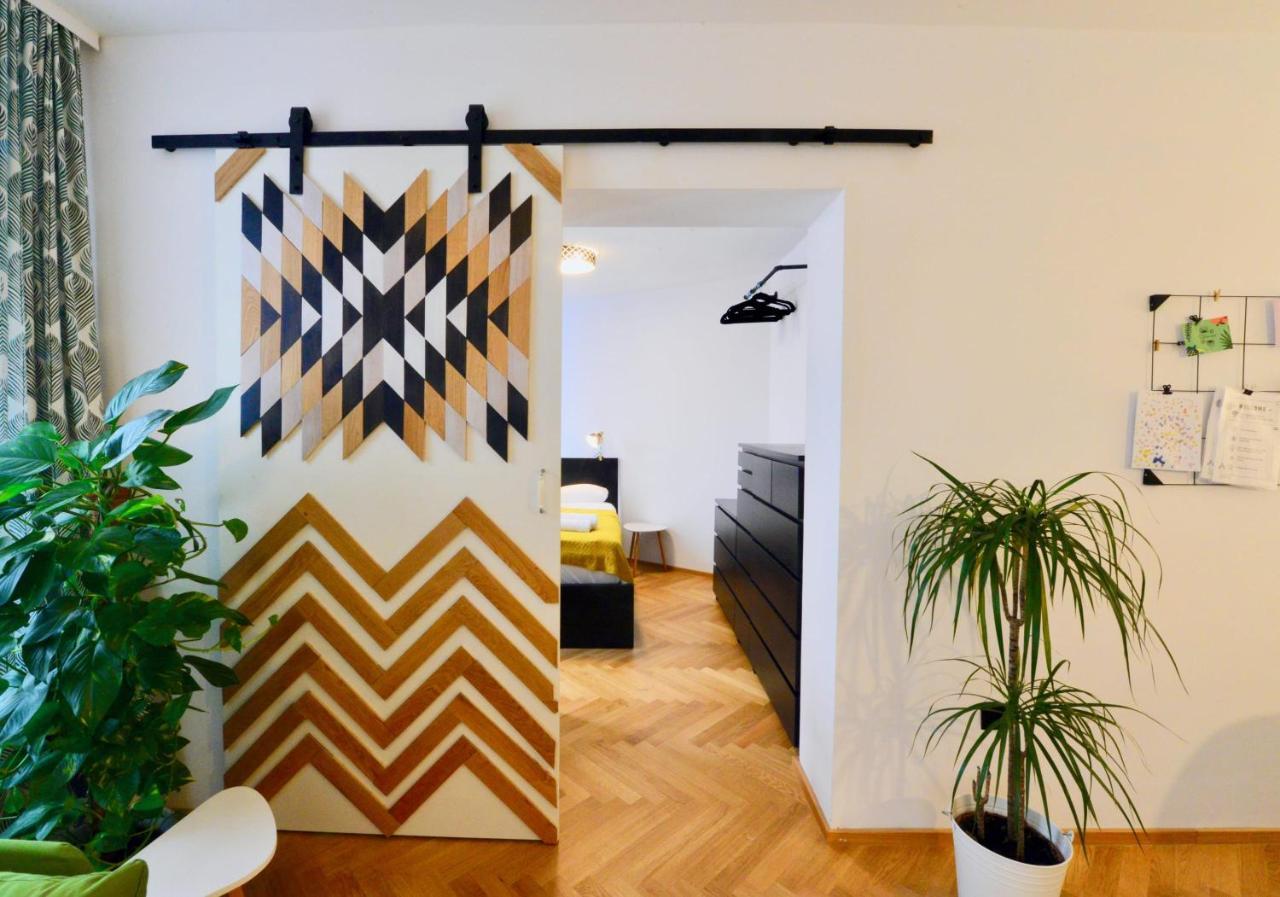 Appartamento Modern Flat With Parking Space Vienna Esterno foto
