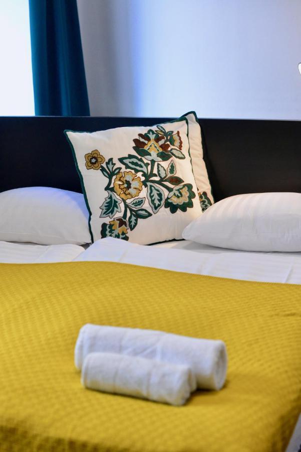 Appartamento Modern Flat With Parking Space Vienna Esterno foto